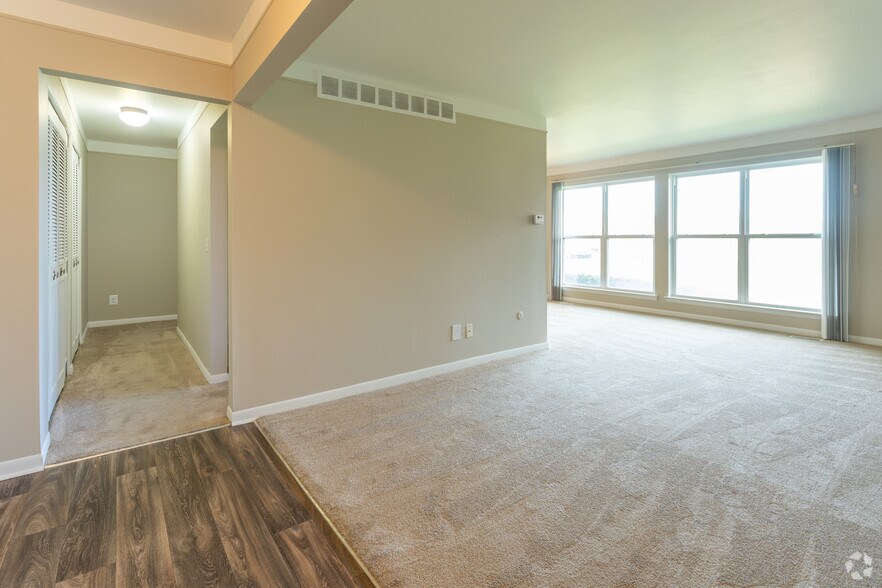 More Photos Of 20600 Balfour St, Harper Woods Apartments For Sale