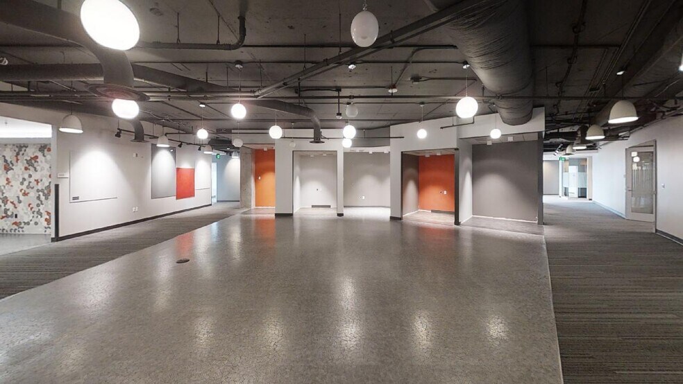 More Photos Of 351 Elliott Ave W, Seattle Unknown For Lease