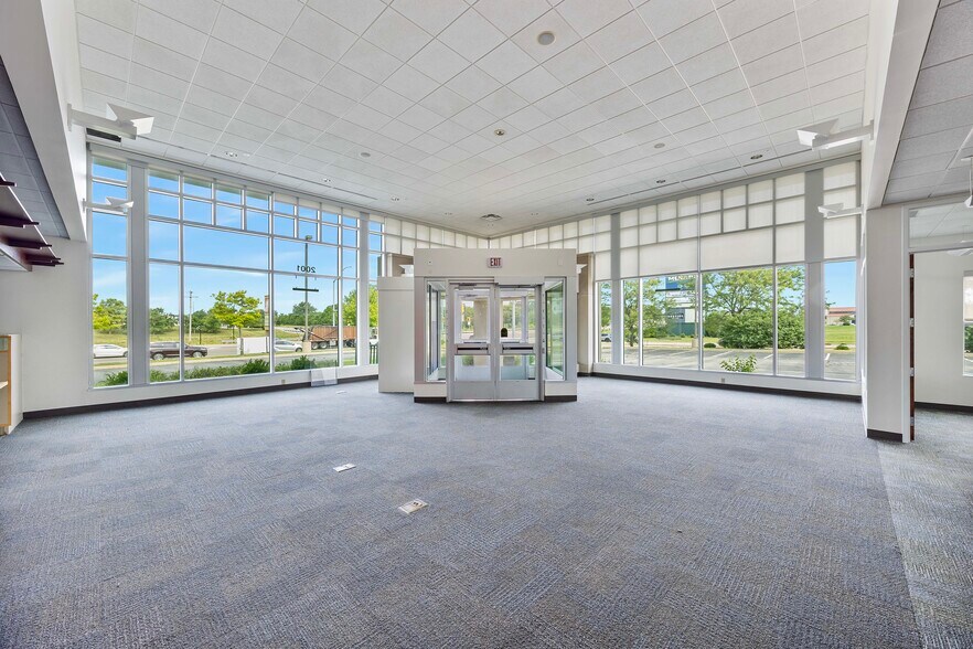 More Photos Of 2001 Shepard Rd, Normal Bank For Sale