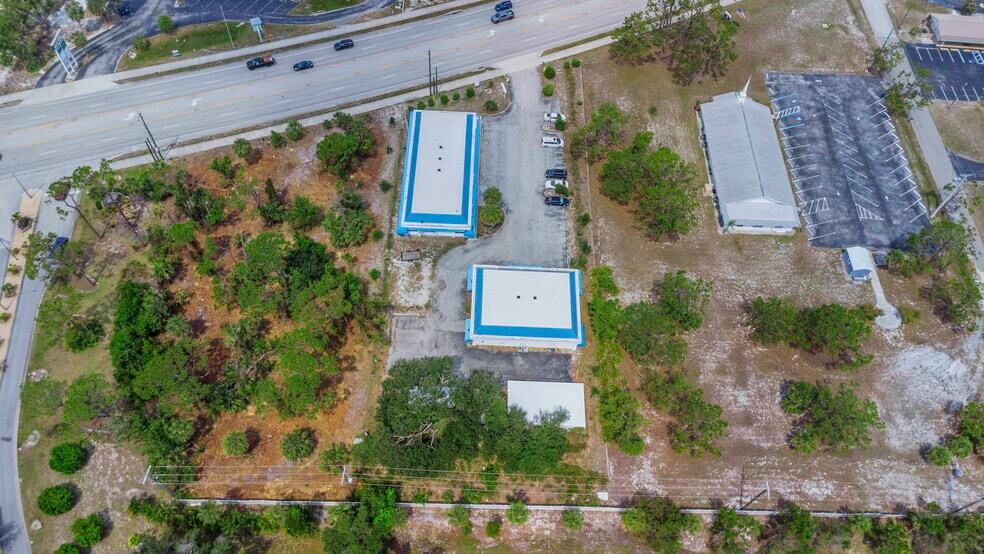 More Photos Of 655 N Indiana Ave, Englewood Medical For Sale