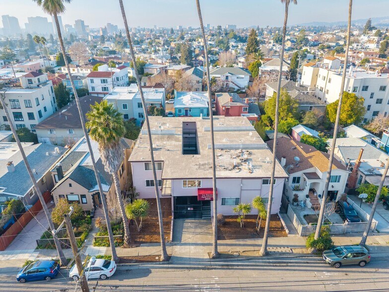 More Photos Of 2605 9th Ave, Oakland Apartments For Sale