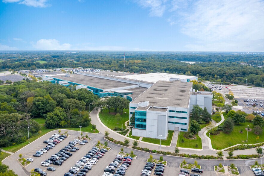 More Photos Of 1950 Innovation Way, Libertyville Office For Lease