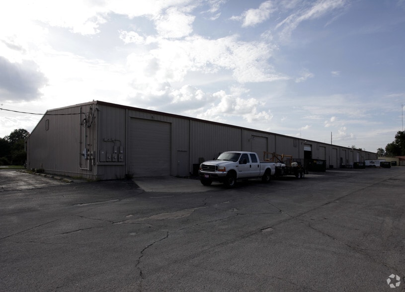 More Photos Of 1601-1625 N Magnolia Ave, Ocala Warehouse For Lease