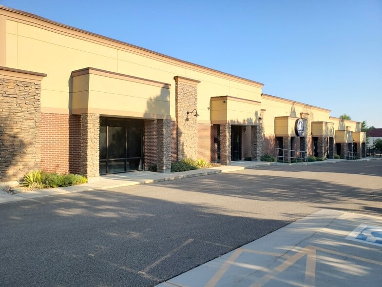 Primary Photo Of 10458-10494 S Redwood Rd, South Jordan Storefront For Lease