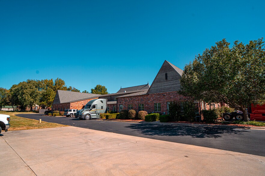 More Photos Of 4101 N State Highway NN, Ozark Medical For Lease