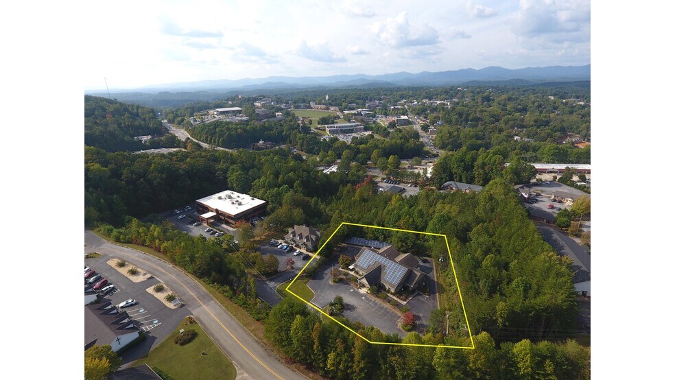 More Photos Of 70 Ansley Dr, Dahlonega Medical For Lease