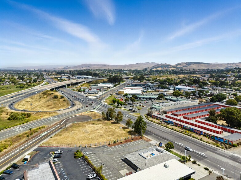 More Photos Of 4355 Sonoma Blvd, Vallejo Restaurant For Lease