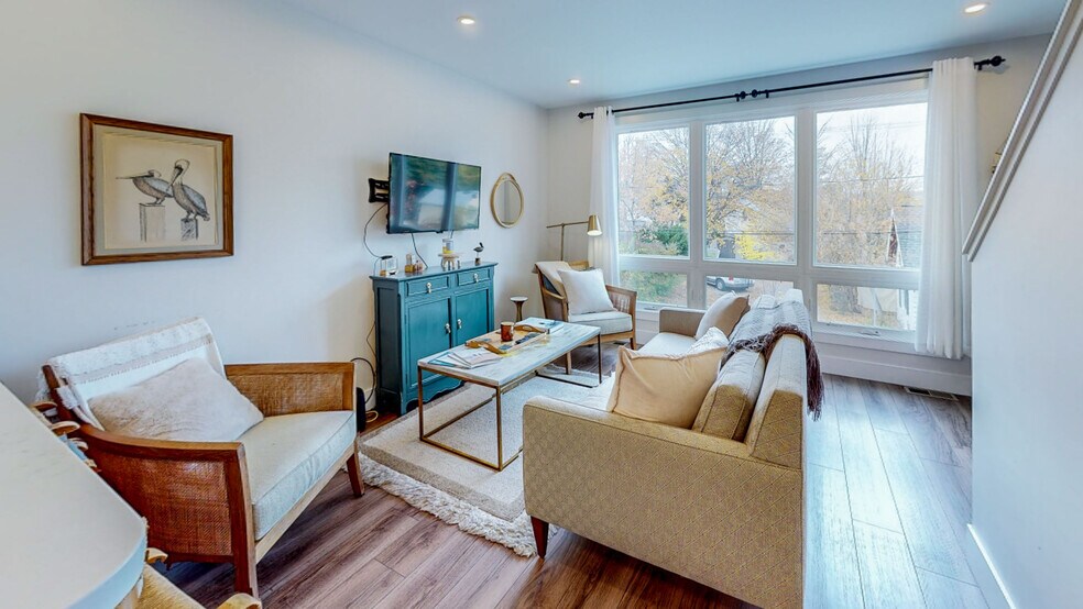 More Photos Of 208 Gillis St, Traverse City Specialty For Sale