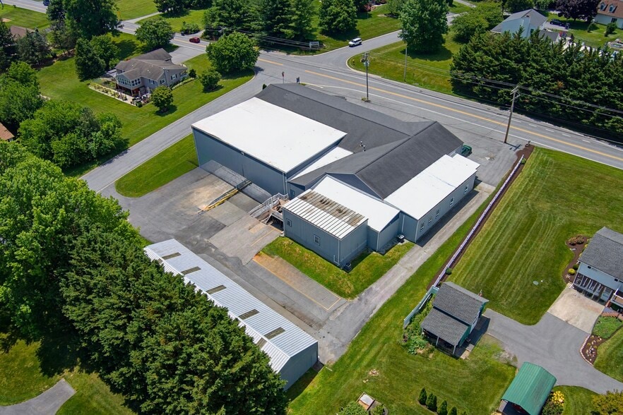 More Photos Of 1584 Deer Park Rd, Finksburg Warehouse For Lease