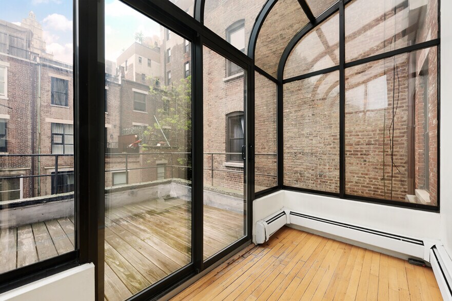 More Photos Of 23 W 69th St, New York Specialty For Sale