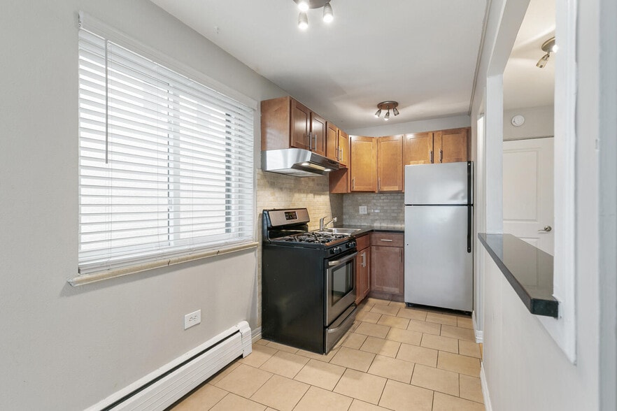 More Photos Of 1260 Logan St, Denver Apartments For Sale