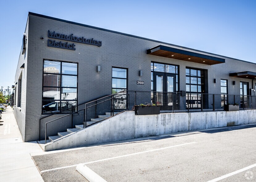 More Photos Of 119-127 Manufacturing St, Dallas Unknown For Lease