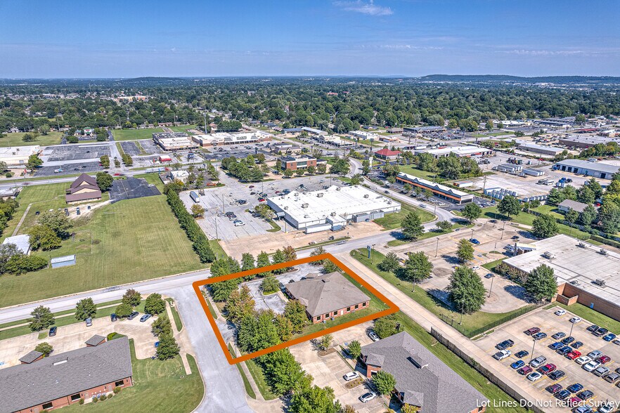 More Photos Of 1479 Executive Pl, Springdale Medical For Sale