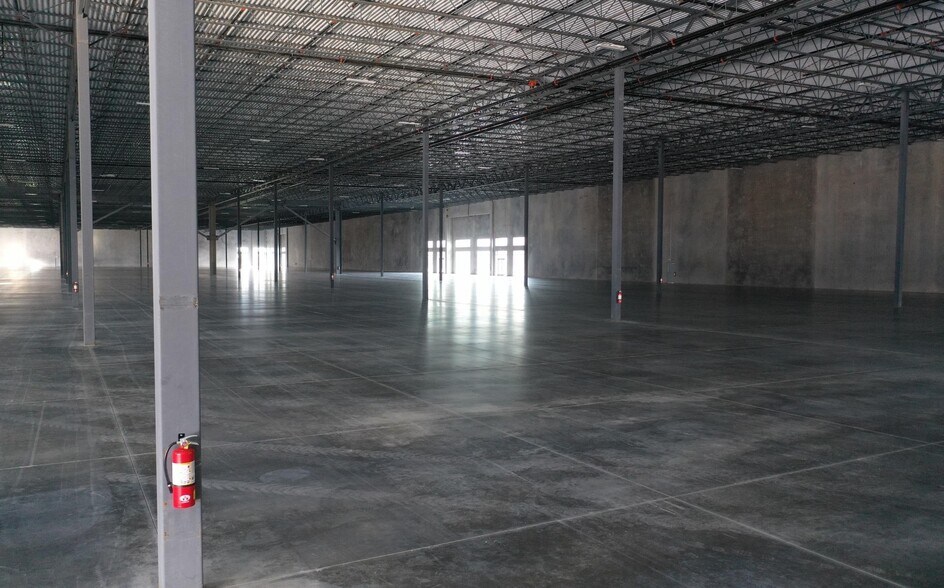 More Photos Of 4142 Hamilton Rd, Lakeland Unknown For Lease