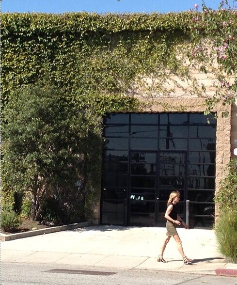 More Photos Of 3617 Hayden Ave, Culver City Loft Creative Space For Lease