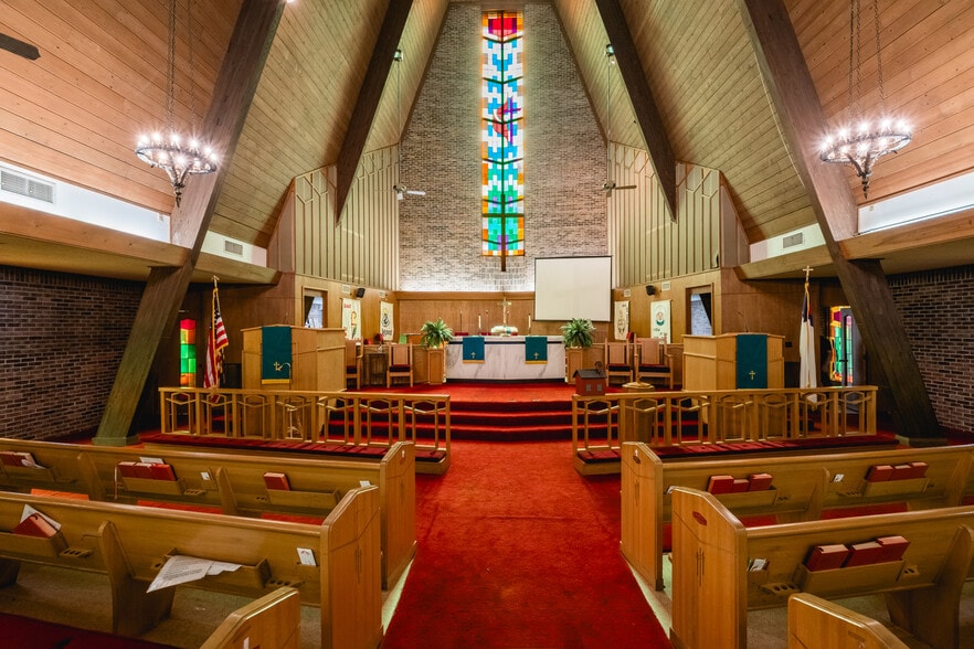 More Photos Of 4601 Western Hills Ave, Little Rock Religious Facility For Sale