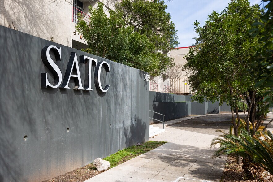 More Photos Of 3463 Magic Dr, San Antonio Office For Lease