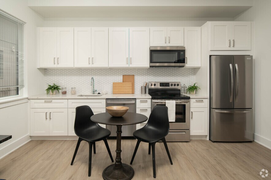 More Photos Of 2201 Washington Ave, Philadelphia Apartments For Lease