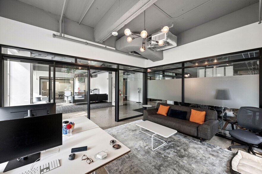 More Photos Of 710 Colorado St, Austin Loft Creative Space For Sale