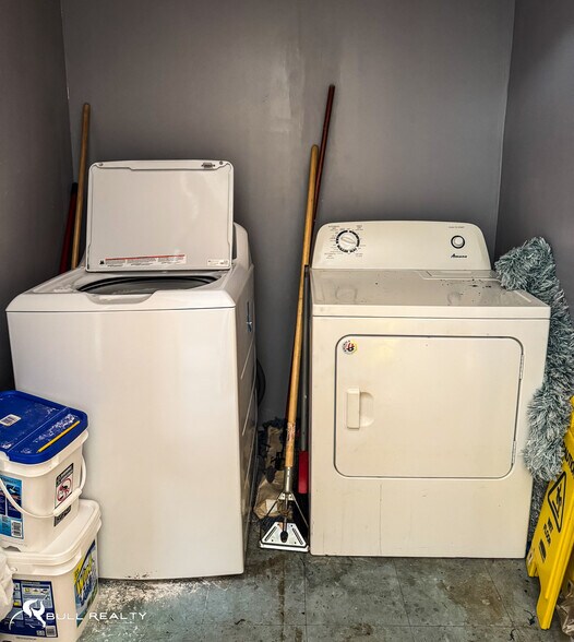 More Photos Of 2326 Bouldercrest Rd SE, Atlanta Daycare Center For Sale