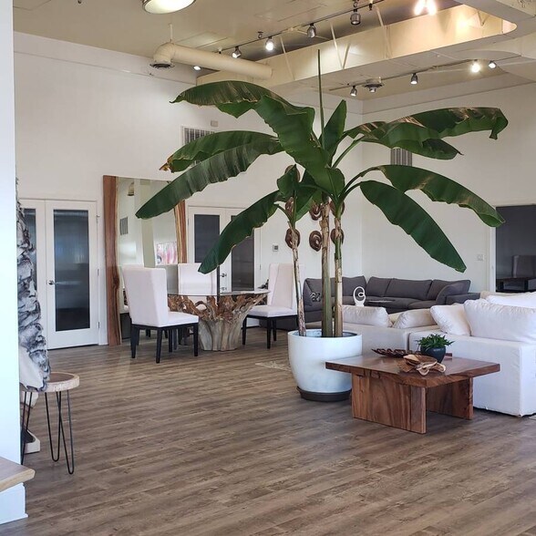 More Photos Of 5020 S Colorado Ave, Seattle Warehouse For Sale