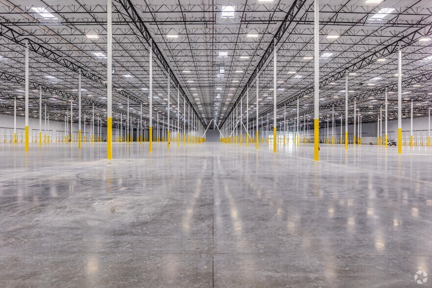 More Photos Of 8420 N Terryl B Adams St, Las Vegas Distribution For Sale