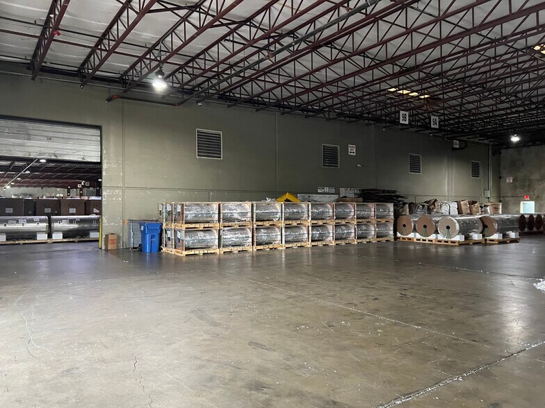 More Photos Of 8250 Ruben M Torres Blvd, Brownsville Warehouse For Lease