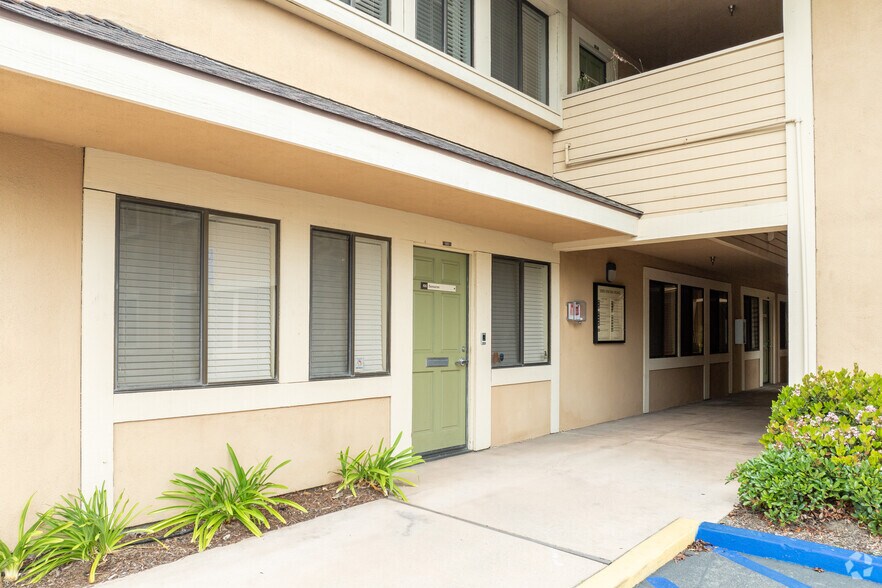 More Photos Of 5951 Encina Rd, Goleta Office For Lease