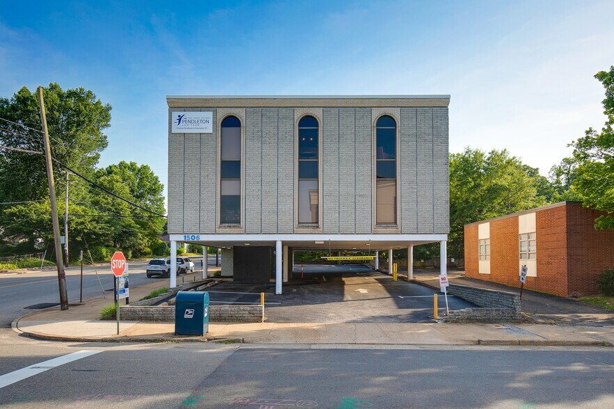 More Photos Of 1506 Staples Mill Rd, Richmond Office For Sale