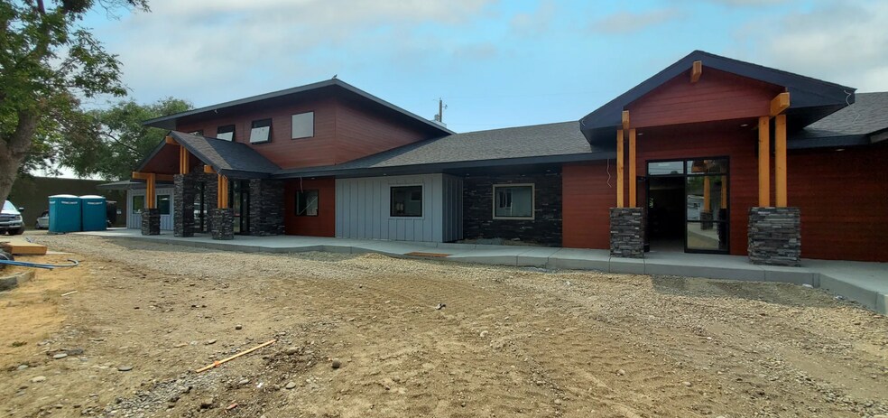 Primary Photo Of 502 Wicks Ln, Billings Office For Lease