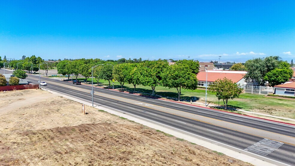 More Photos Of 125 N Parsons Ave, Merced Land For Sale