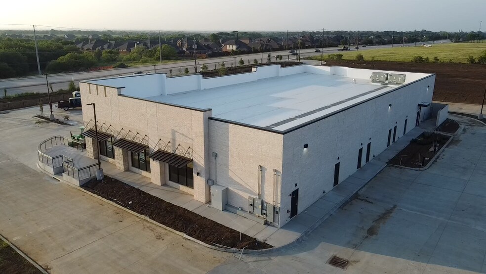 More Photos Of FM 720, Oak Point Storefront For Lease