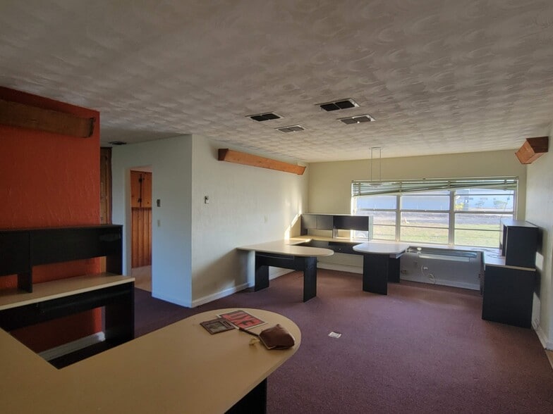 More Photos Of 300 1st St S, Winter Haven Office For Lease