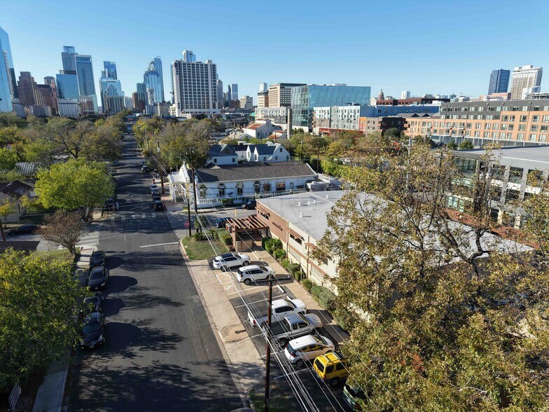 More Photos Of 1200 E 3rd St, Austin Office For Lease