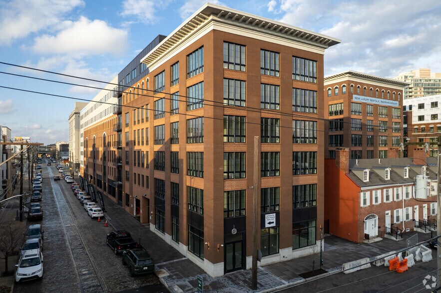 Primary Photo Of 700 N Delaware Ave, Philadelphia Apartments For Lease