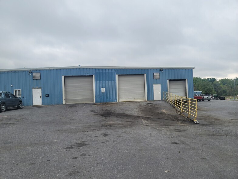 More Photos Of 167 Cole Ln, Winchester Industrial For Lease
