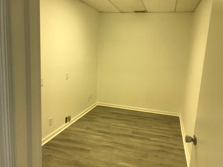 More Photos Of 1300 N Federal Hwy, Boca Raton Medical For Sale