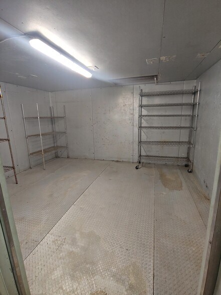 More Photos Of 1322 National Hwy, Thomasville Restaurant For Sale