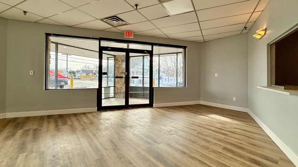 More Photos Of 2600-2626 Woodbridge Ave, Edison Unknown For Lease
