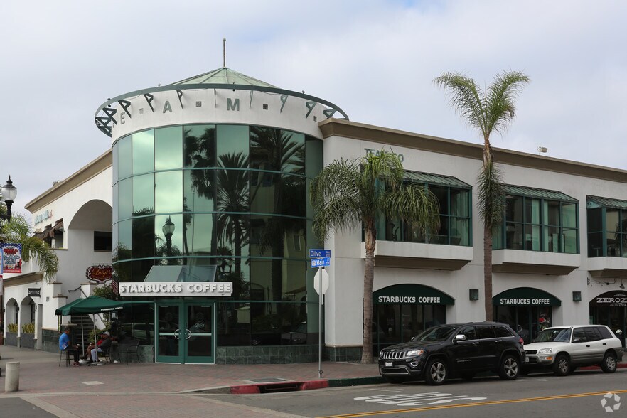 More Photos Of 221 Main St, Huntington Beach Freestanding For Lease