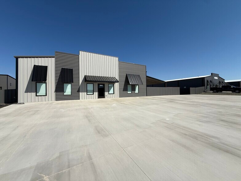 More Photos Of 9010 County Road 6820, Lubbock Industrial For Lease