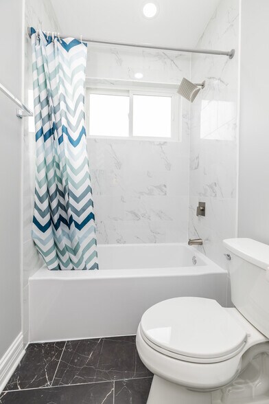 More Photos Of 851 Springfield ave, Chicago Apartments For Sale
