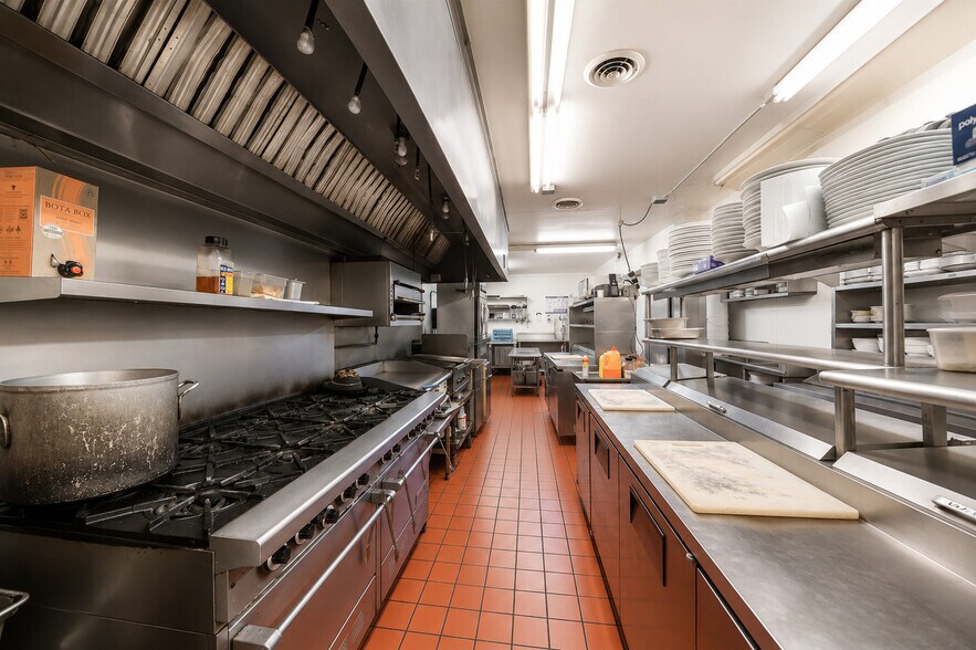 More Photos Of 8148 Main St, Garrettsville Restaurant For Sale