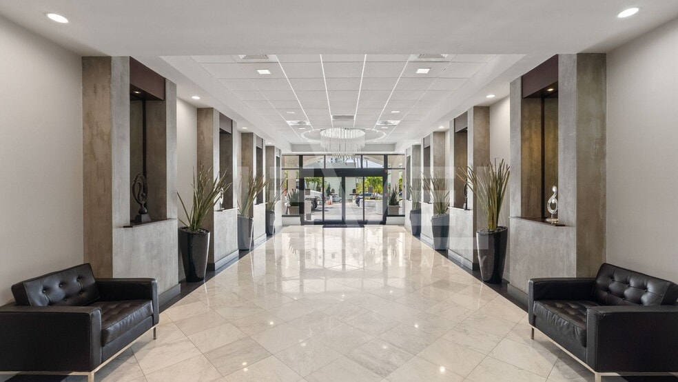 More Photos Of 3015 N Ocean Blvd, Fort Lauderdale Apartments For Sale