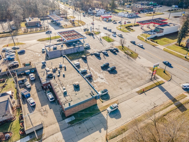 More Photos Of 5703-5727 S Wayne Rd, Wayne Storefront For Sale