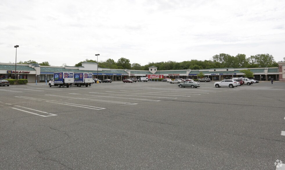 More Photos Of 264-350 Middle Country Rd, Coram Unknown For Lease