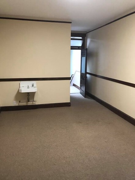 More Photos Of 2 Monument Sq, Woonsocket Medical For Sale