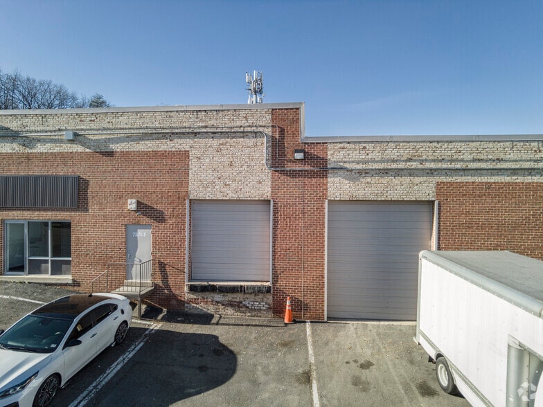 More Photos Of 7401-7403 Lockport Pl, Lorton Unknown For Lease