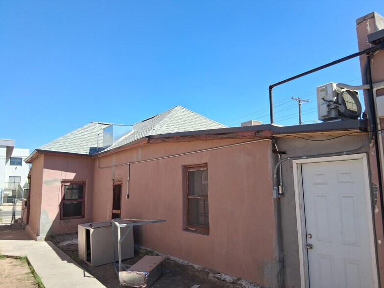 More Photos Of 617 S Virginia St, El Paso Multifamily For Sale