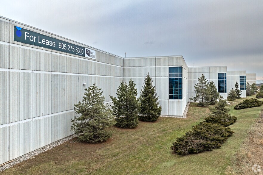 More Photos Of 8350 Lawson Rd, Milton Warehouse For Lease